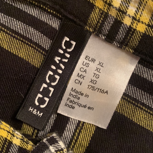 H&M Cropped Flannel - Picture 3 of 4